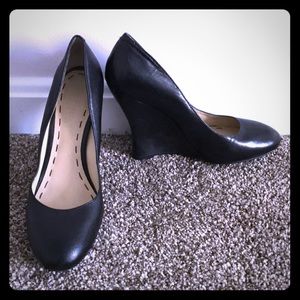Nine West Black Round Toe Pump Wedges - Size 7